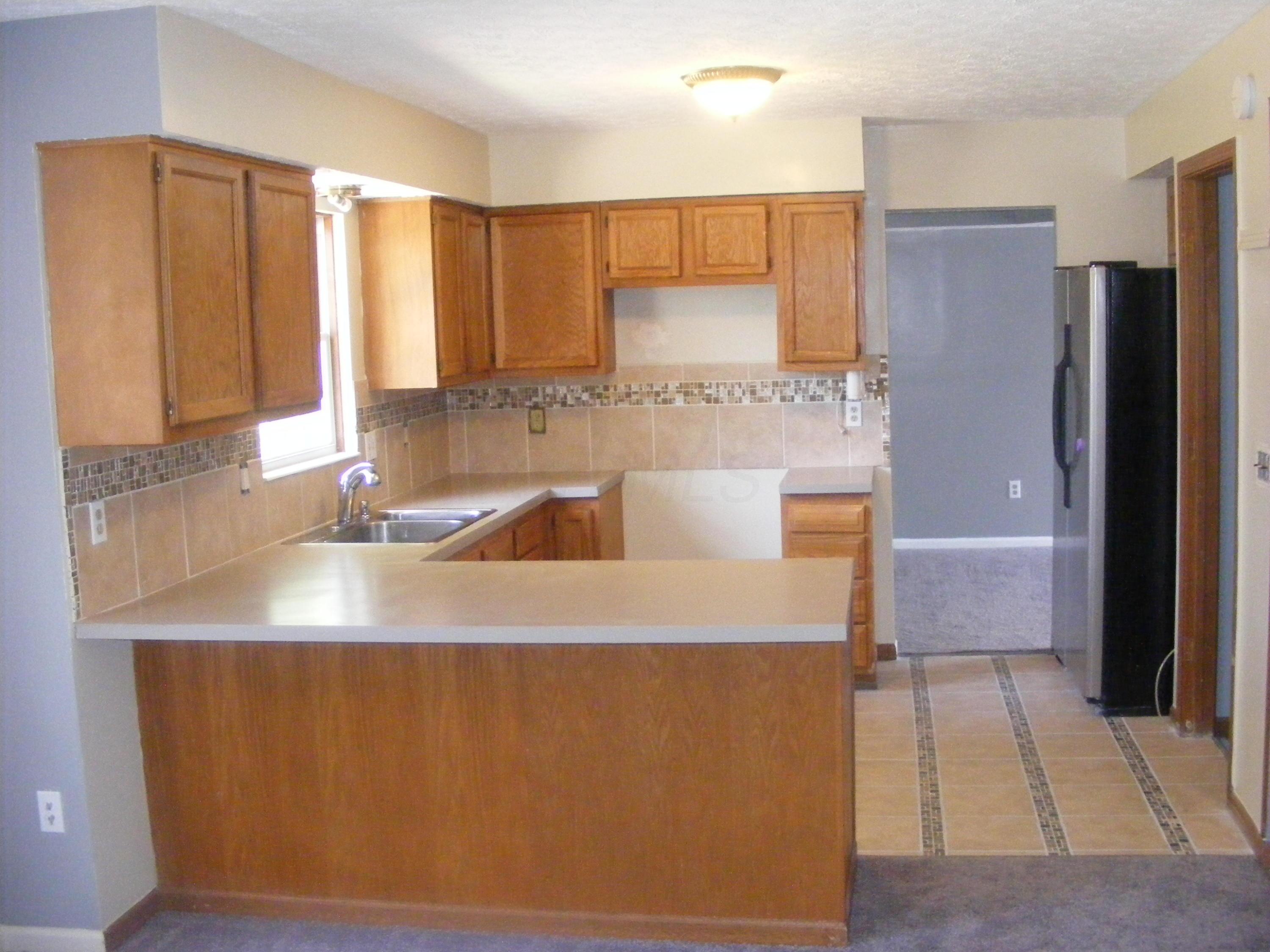 1674 Ward Road Columbus, OH 43224 - Photo 5 of 14 Gallery Image 5