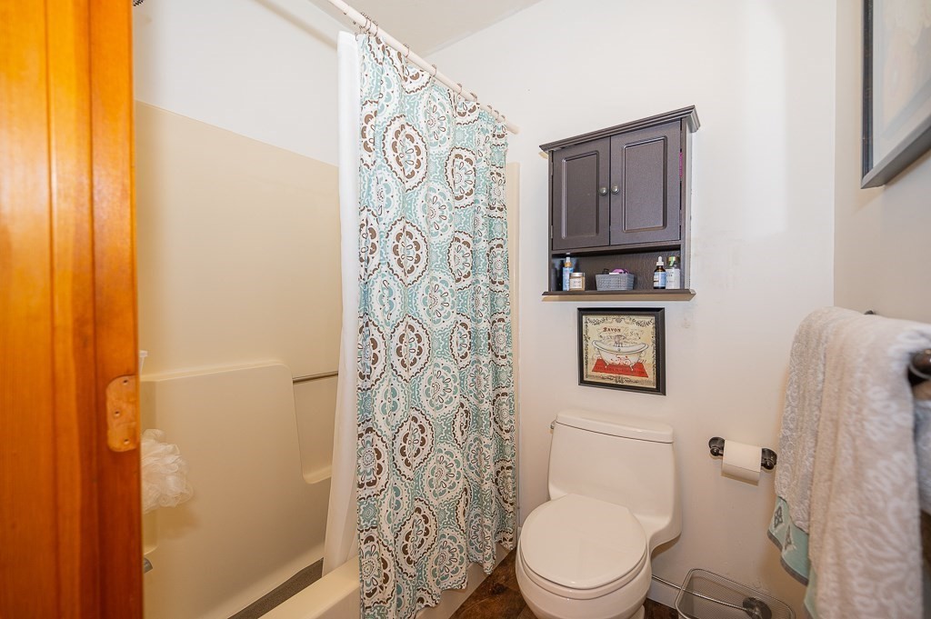 27 Streeter Road Hubbardston, MA 01452 - Photo 13 of 42 Gallery Image 13