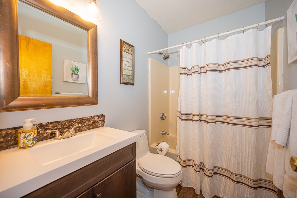27 Streeter Road Hubbardston, MA 01452 - Photo 19 of 42 Gallery Image 19