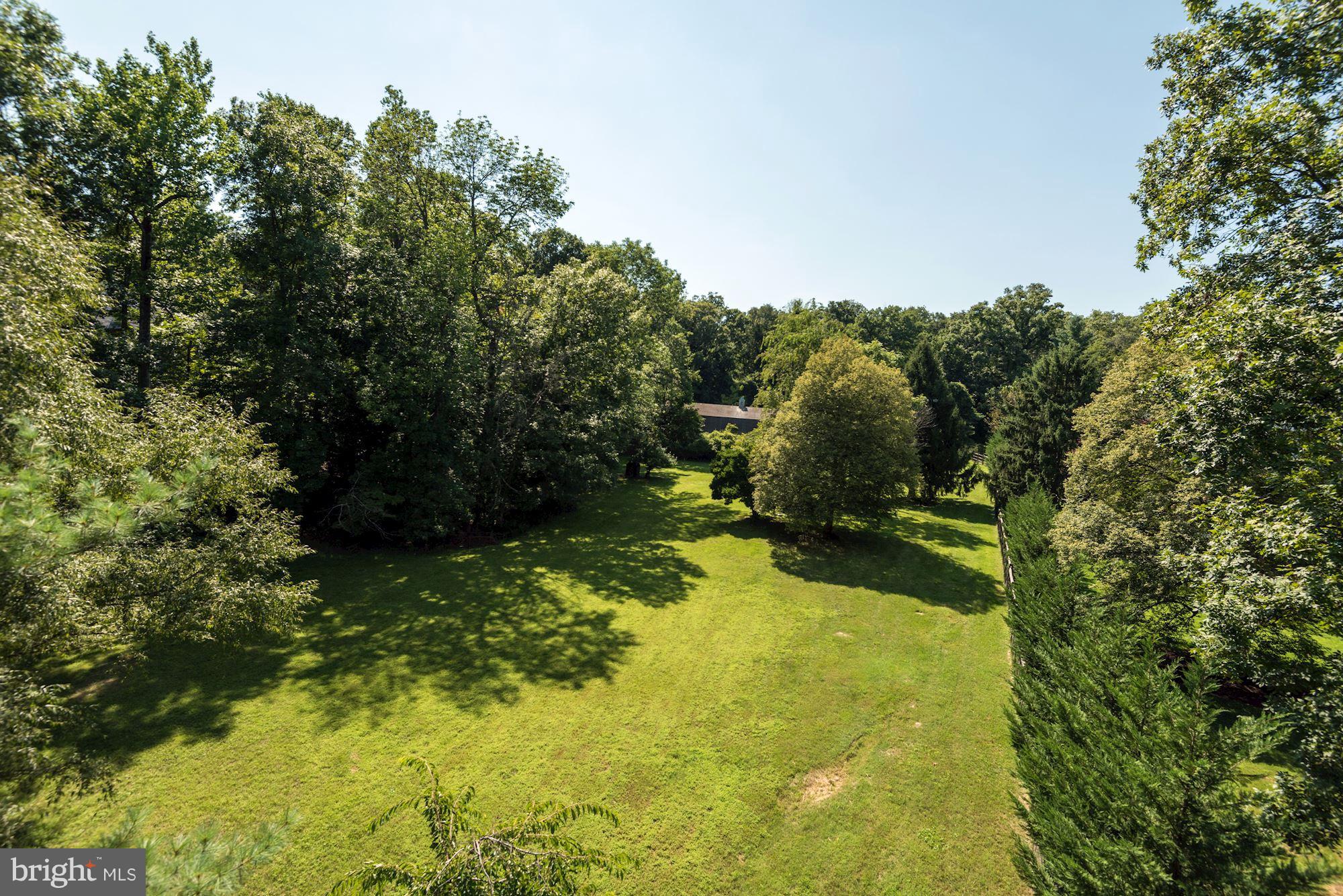 10208 Iron Gate Road Potomac, MD 20854 - Photo 9 of 12 Interior (General)