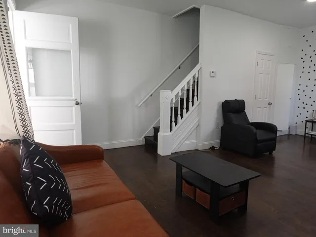 $1,450 | 6139 Larchwood Avenue, Philadelphia, PA 19143