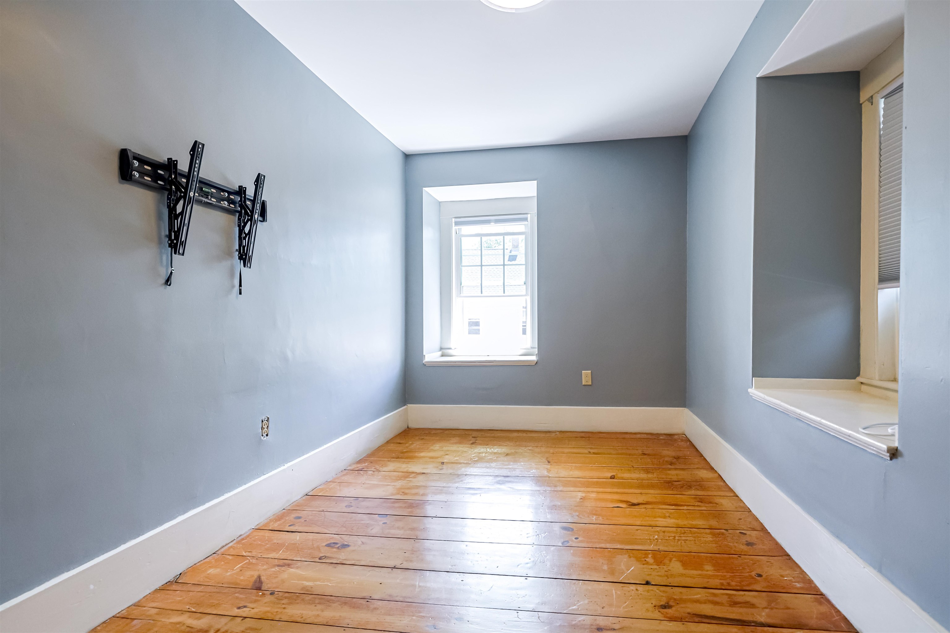 8 Grove Street Concord, NH 03301 - Photo 23 of 31