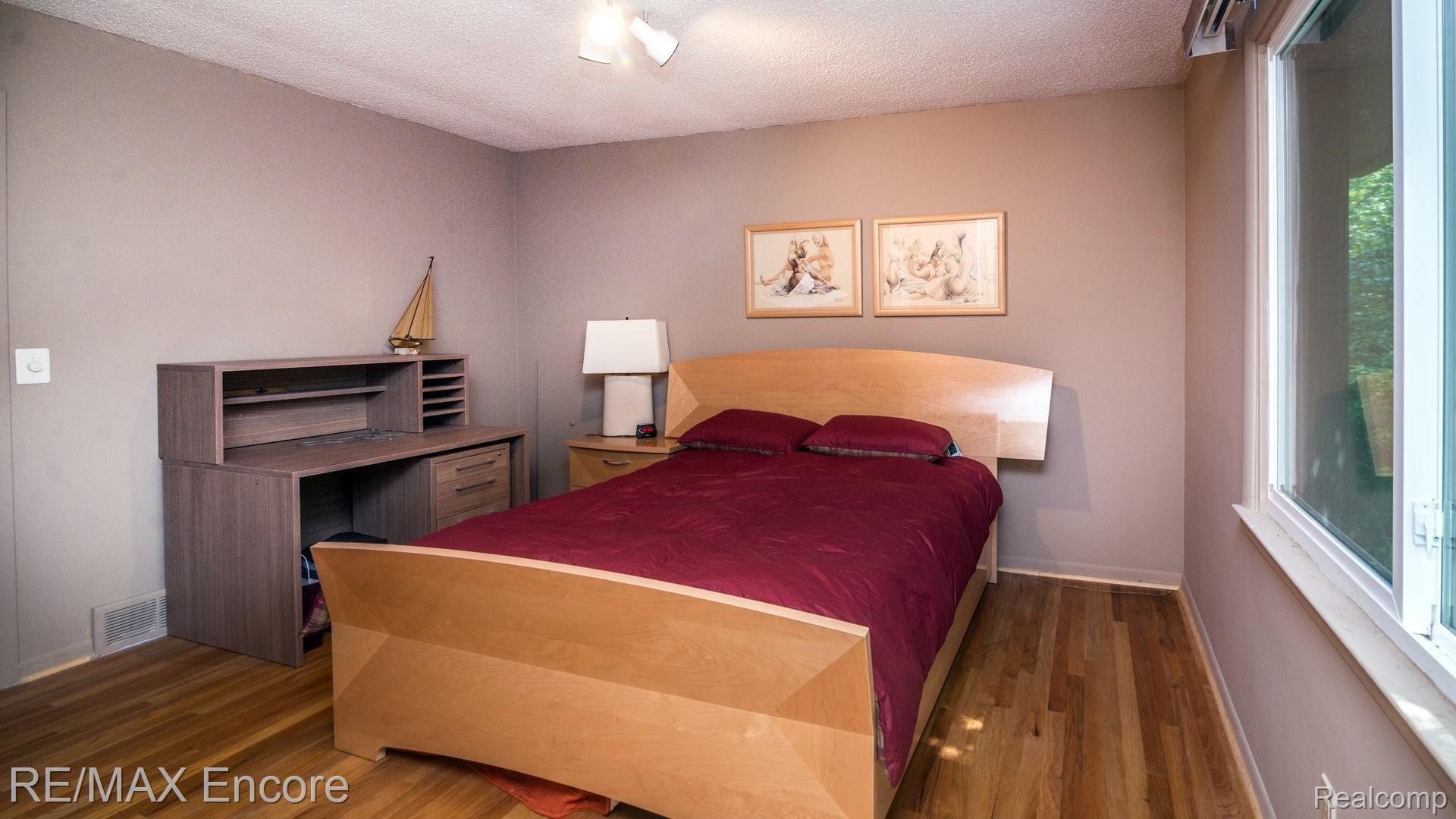 1177 Burnham Road Bloomfield Hills, MI 48304 - Photo 56 of 75 063_32.jpg