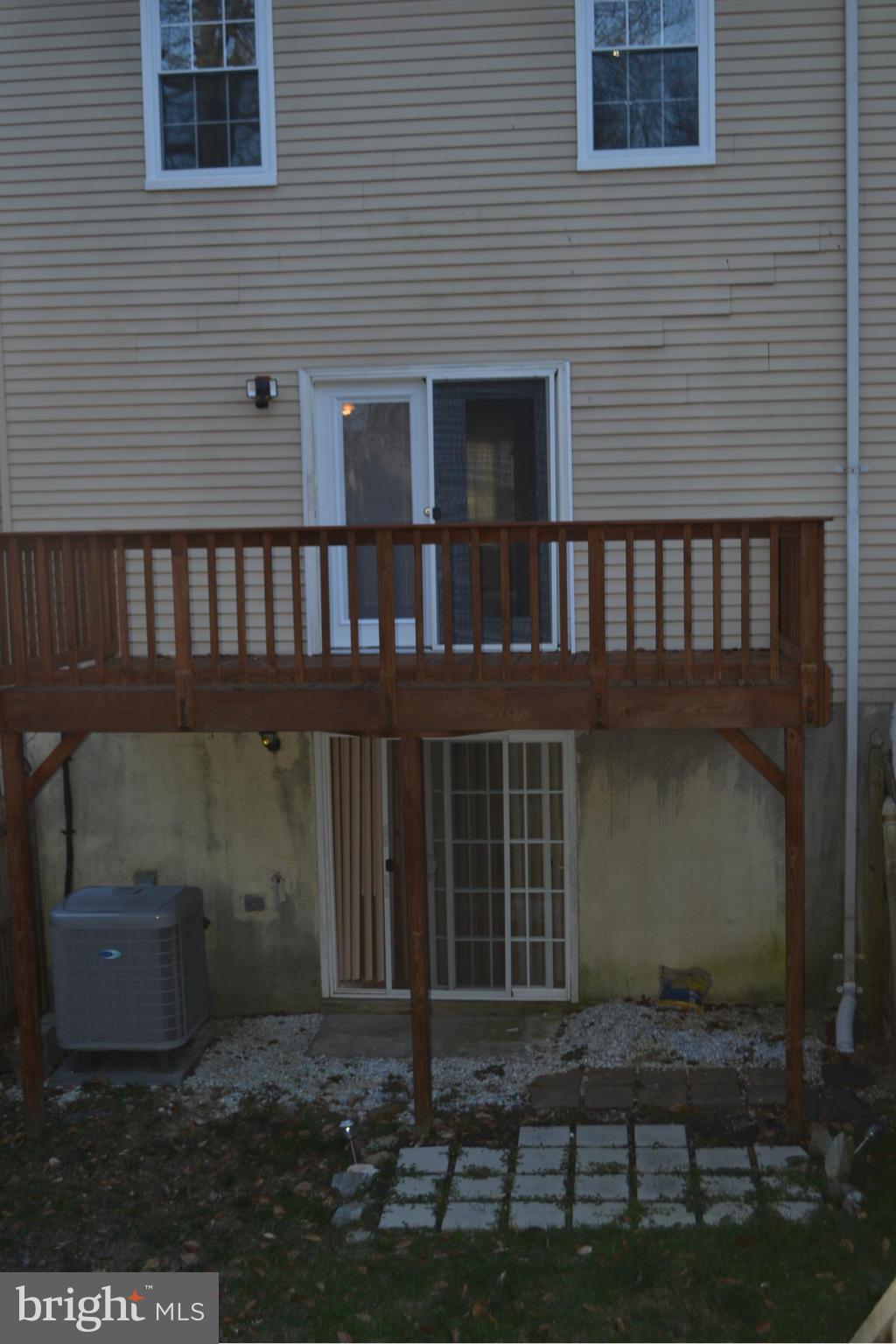 9 Powderock Place Baltimore, MD 21236 - Photo 7 of 10 Exterior (Rear)