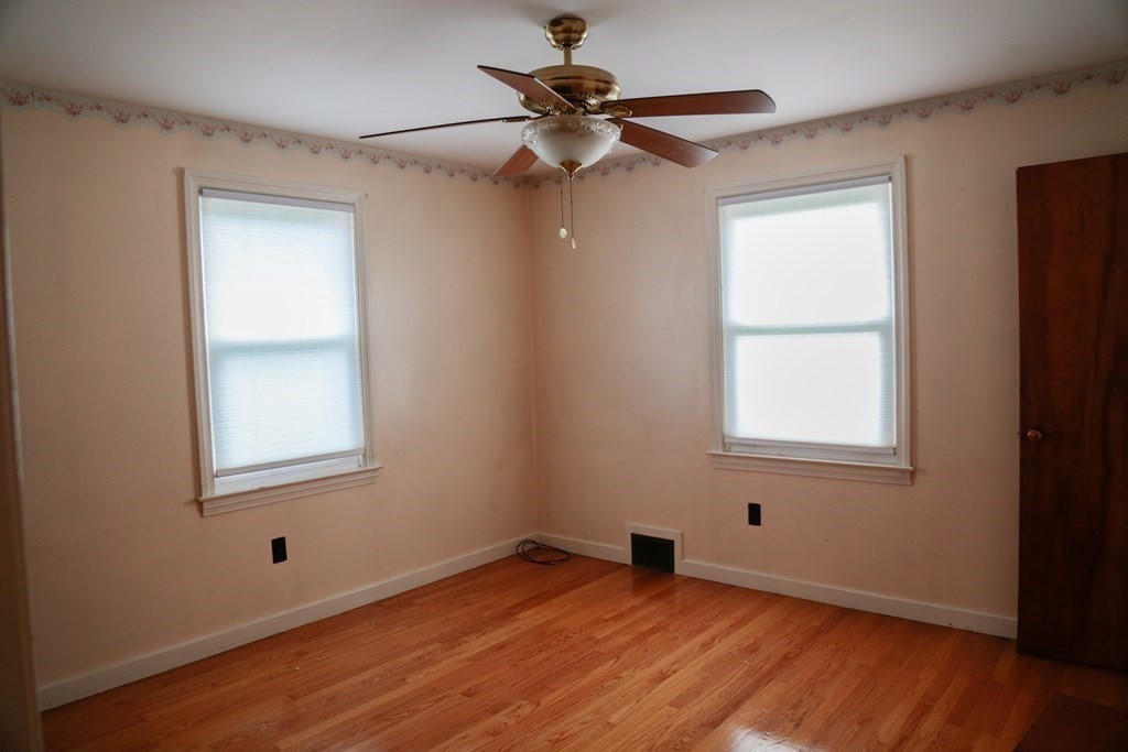 126 Washington Road Brimfield, MA 01010 - Photo 13 of 24