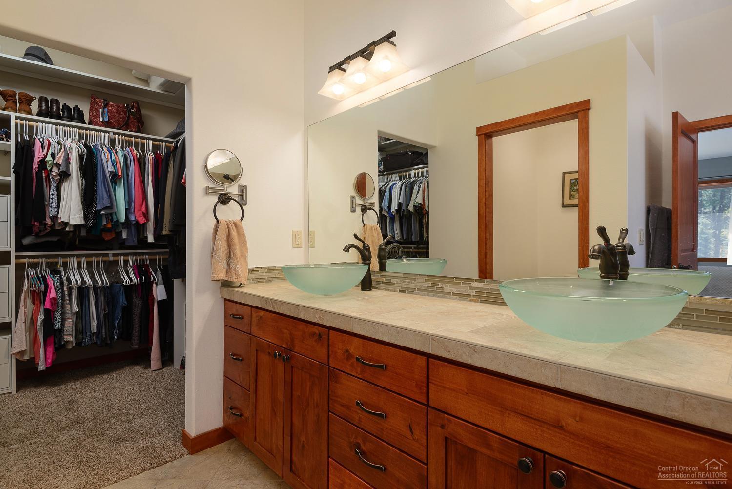 19021 Baker Road Bend, OR 97702 - Photo 11 of 25 Gallery Image 11