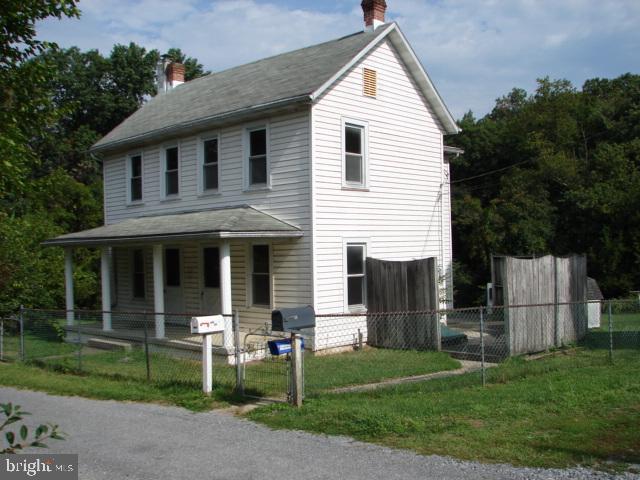 11401 Sword Road Williamsport, MD 21795 - Photo 4 of 42