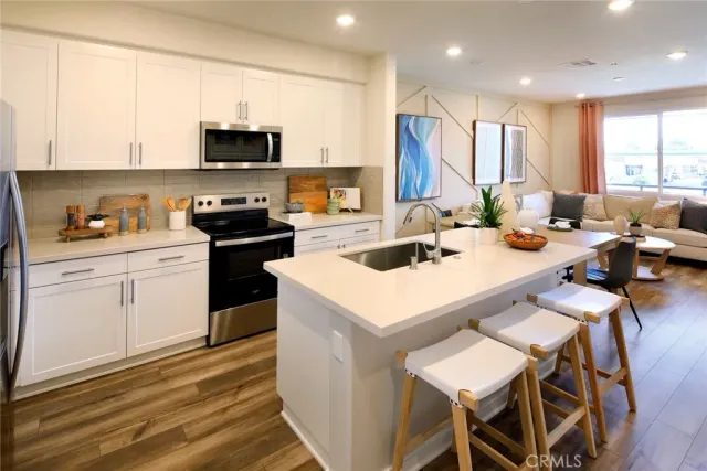 $592,990 | 9521 Hannah Way, Riverside, CA 92505