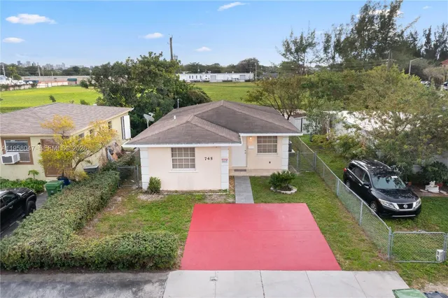 $2,750 | 745 Northwest 3rd Court, Hallandale Beach, FL 33009