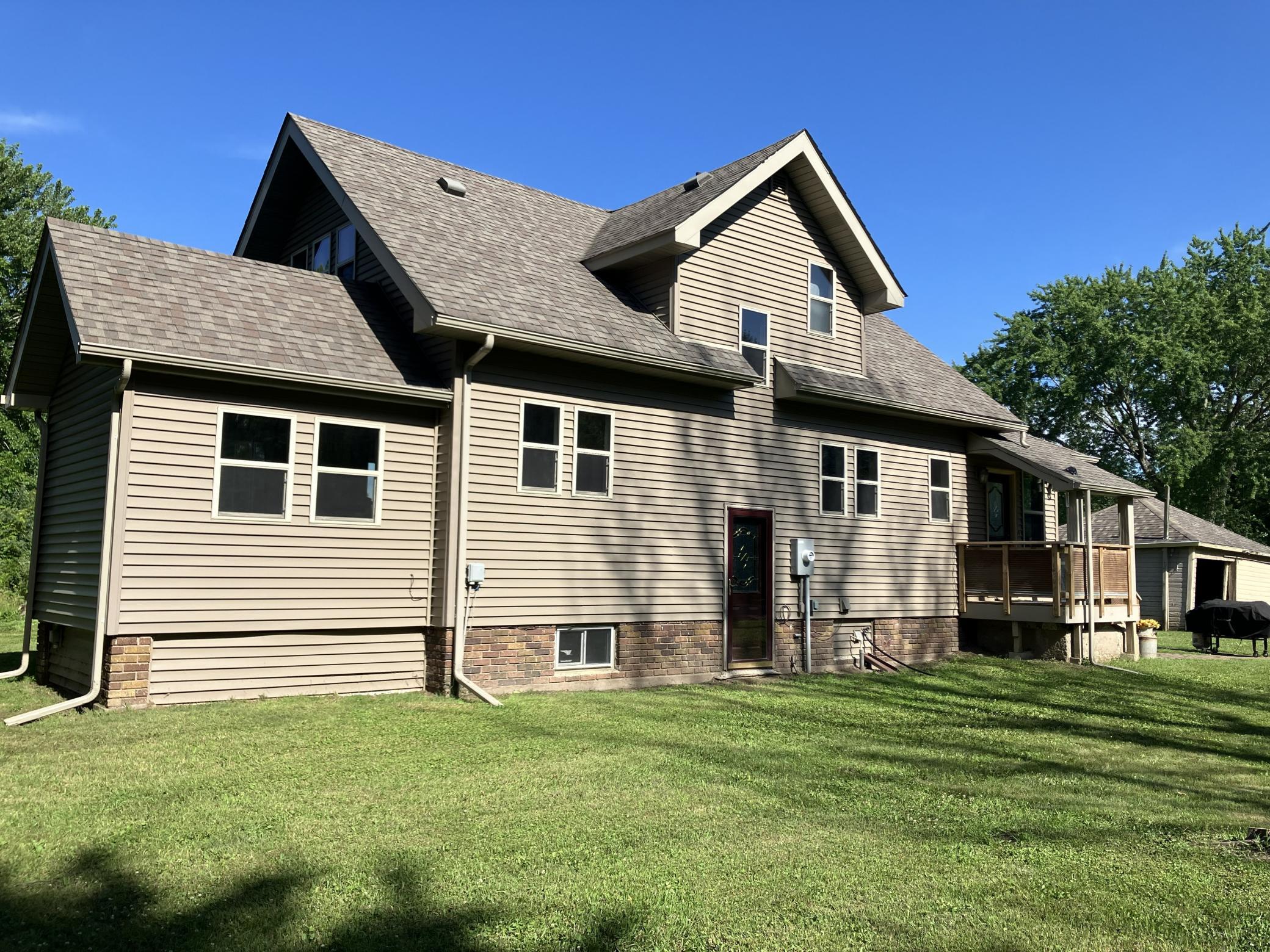 12705 347th Street Lindstrom, MN 55045 - Photo 3 of 27