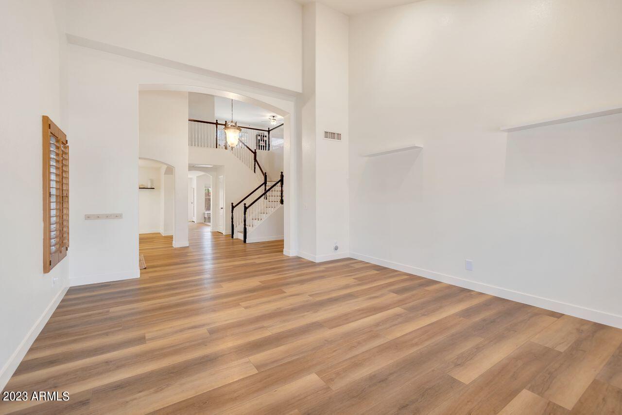 1015 East Liberty Lane Gilbert, AZ 85296 - Photo 6 of 36 QPT-4817