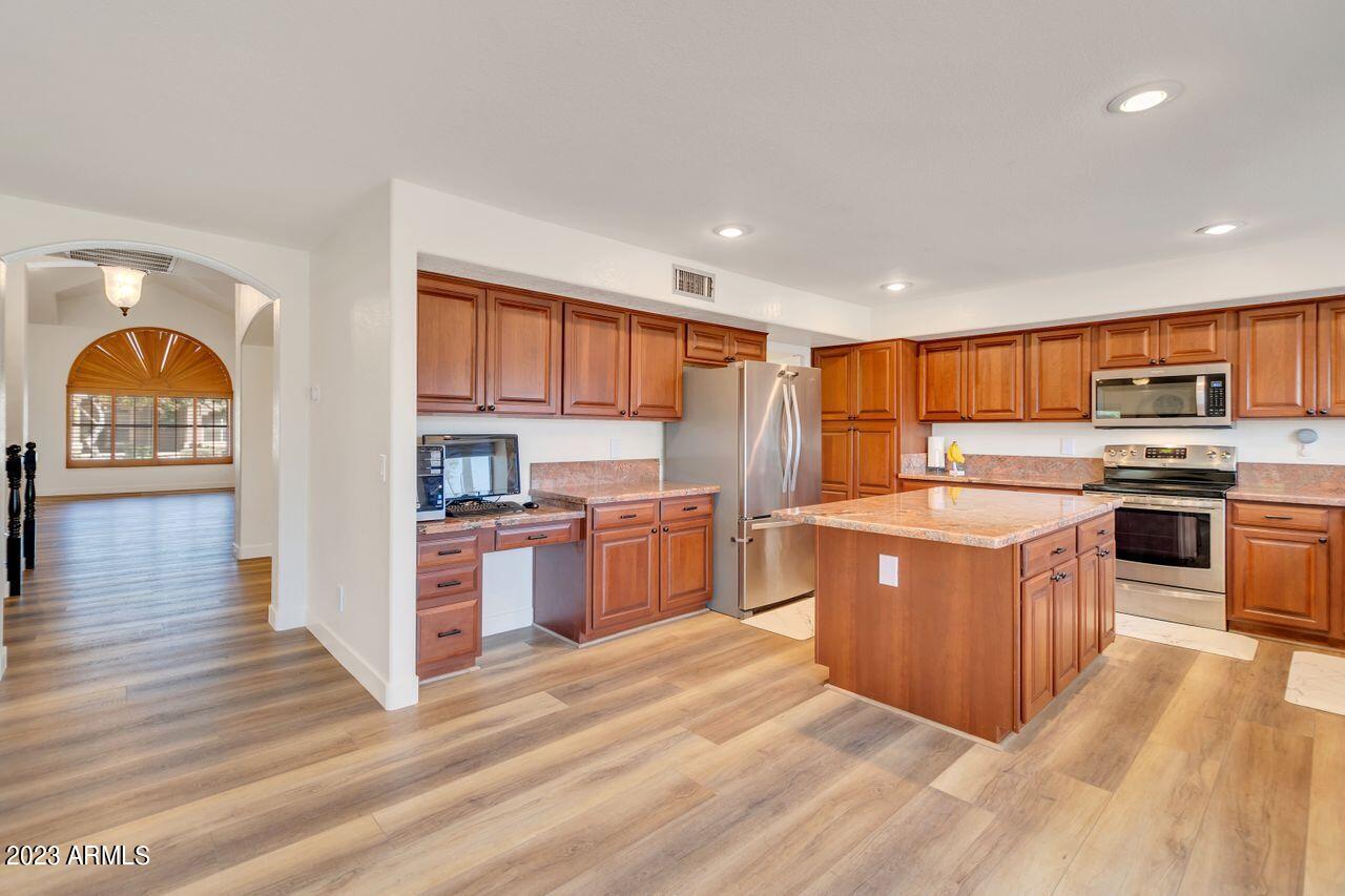 1015 East Liberty Lane Gilbert, AZ 85296 - Photo 7 of 36 QPT-4763