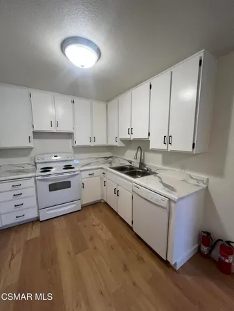 $439,000 | 3458 Highwood Court, Unit 198, Simi Valley, CA 93063
