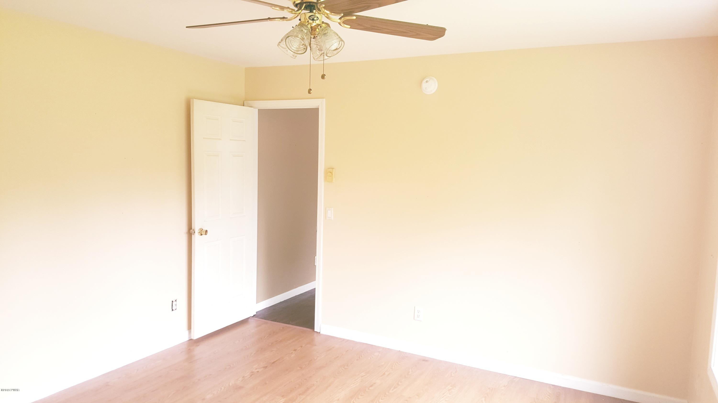 219 Hathaway Road Equinunk, PA 18417 - Photo 27 of 65