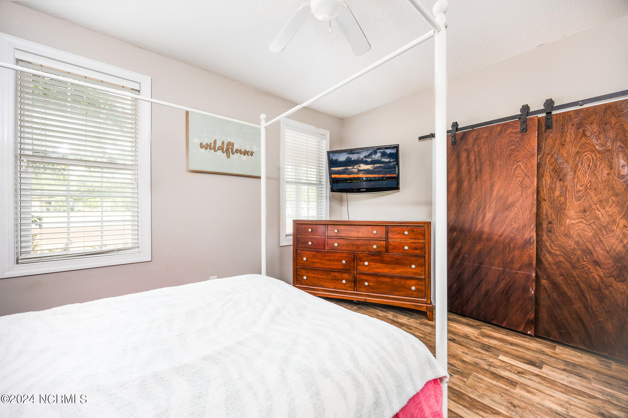 409 Longleaf Drive West End, NC 27376 - Photo 13 of 37 5