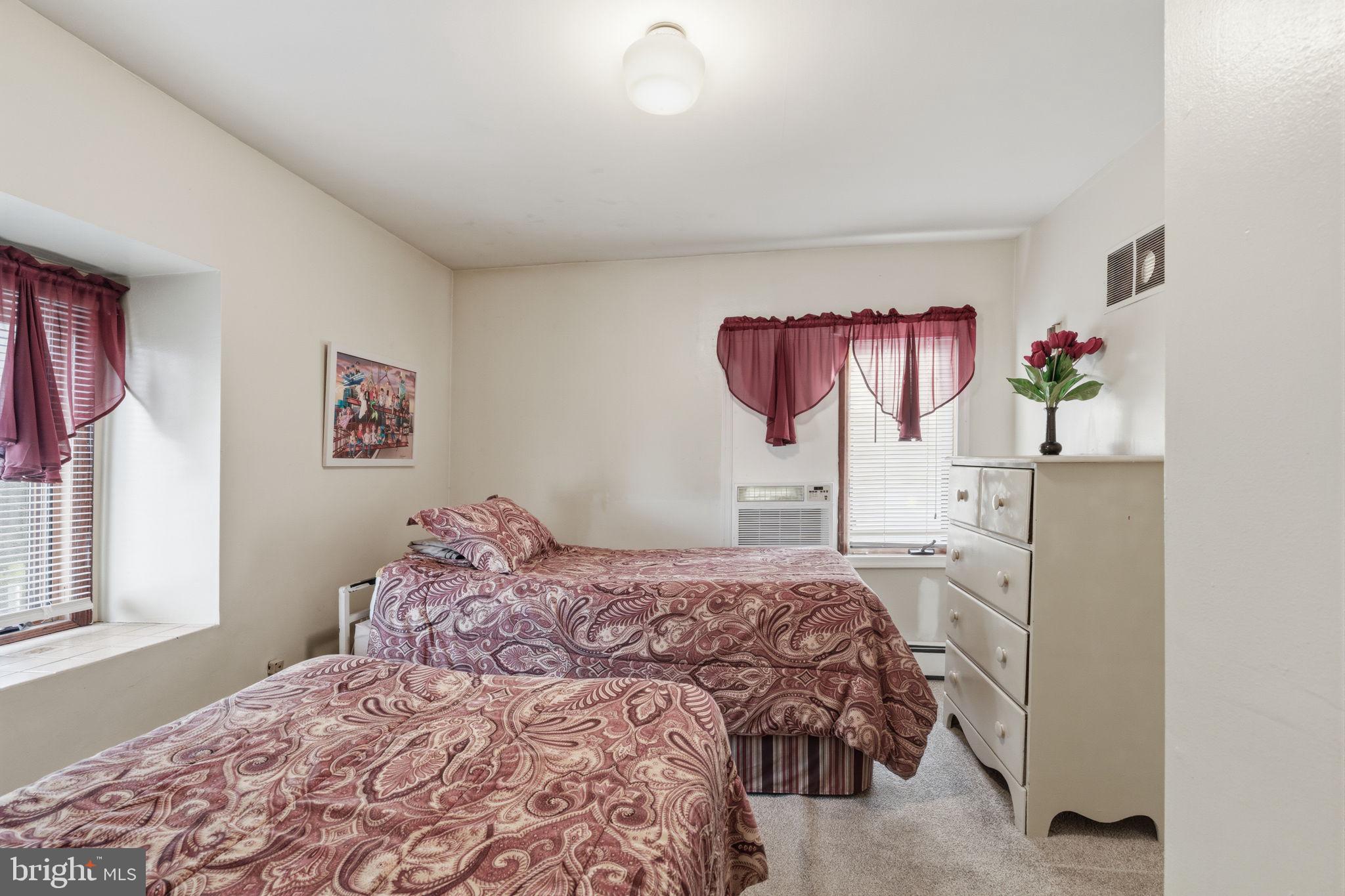 12 Idolstone Road Levittown, PA 19057 - Photo 21 of 30 Bedroom 1