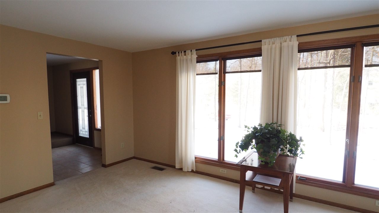 1335 Westerly Road Fort Wayne, IN 46845 - Photo 5 of 27