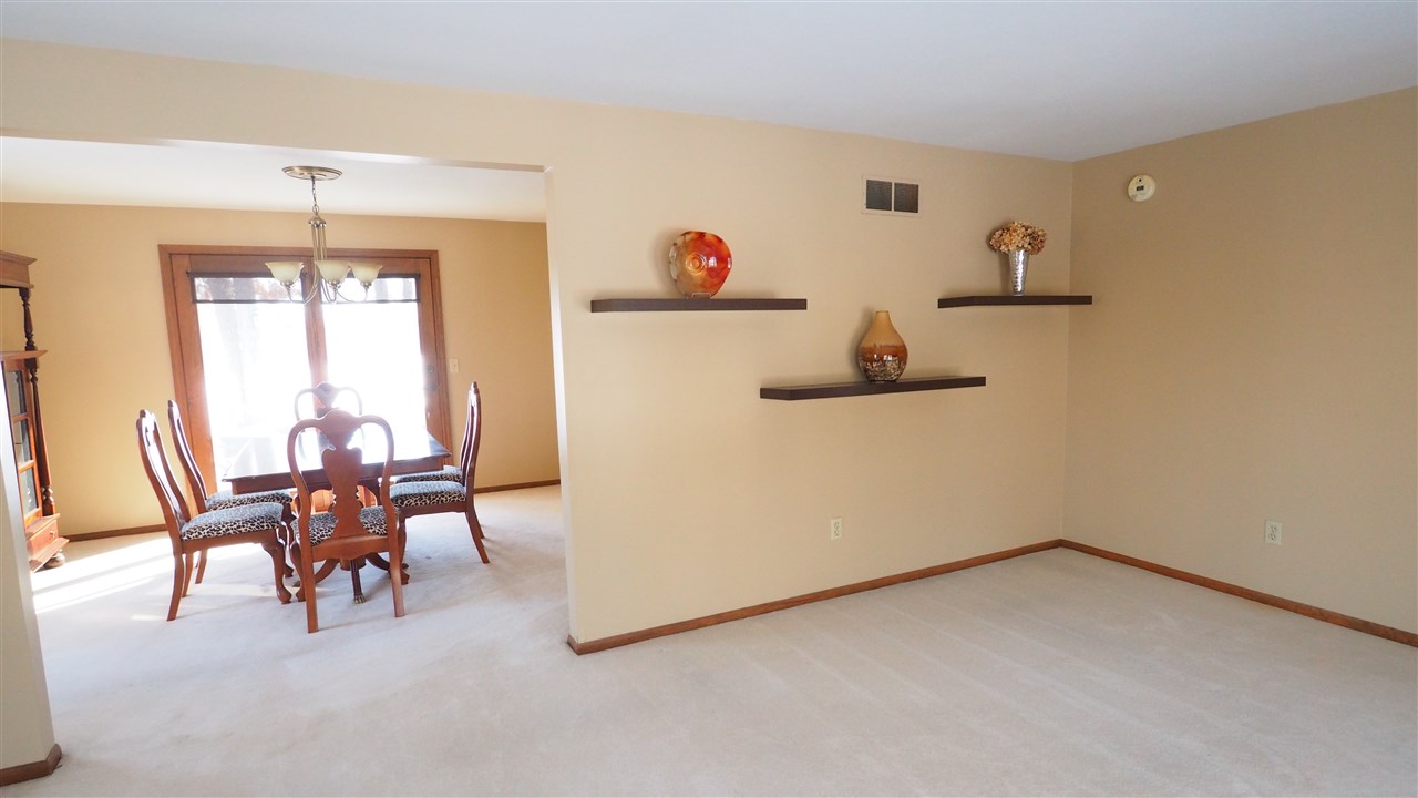 1335 Westerly Road Fort Wayne, IN 46845 - Photo 9 of 27