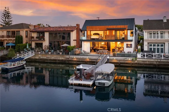 $15,299,000 | 660 Harbor Island Drive, Newport Beach, CA 92660
