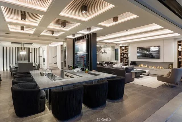 $15,299,000 | 660 Harbor Island Drive, Newport Beach, CA 92660