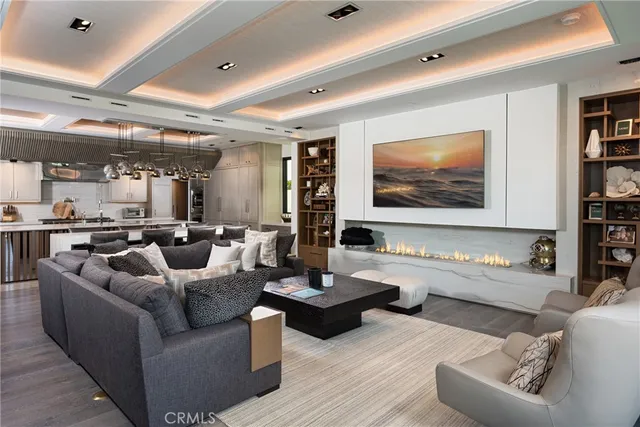 $15,299,000 | 660 Harbor Island Drive, Newport Beach, CA 92660