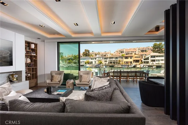 $15,299,000 | 660 Harbor Island Drive, Newport Beach, CA 92660
