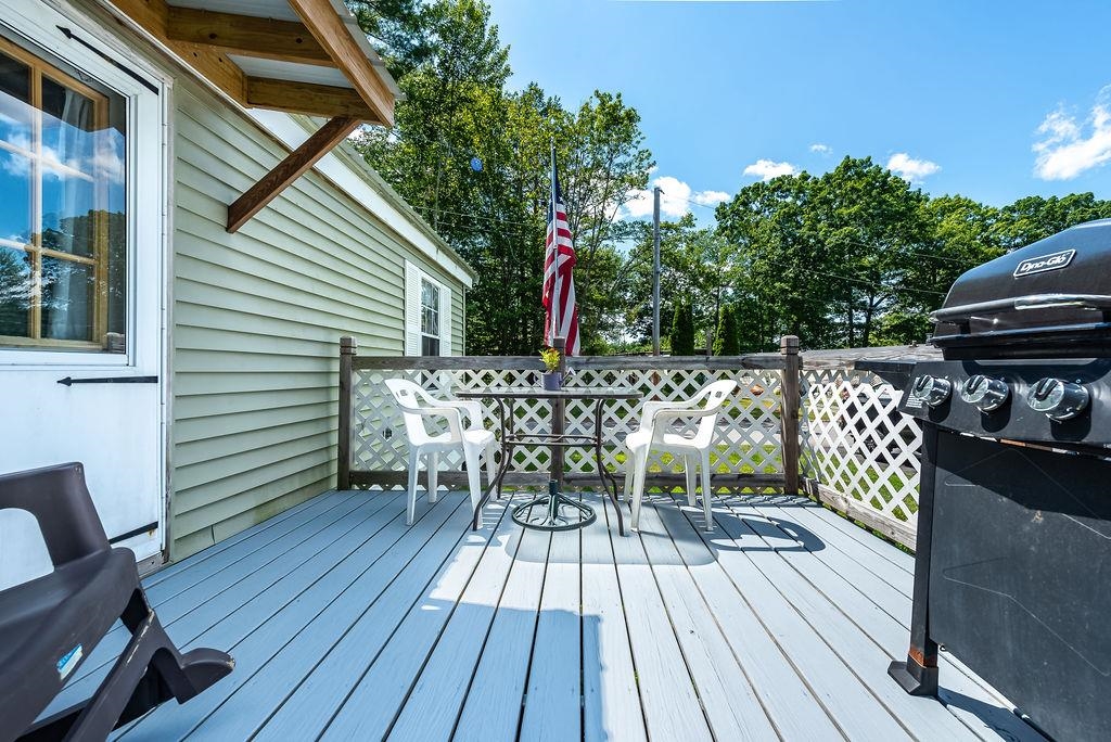 2 Hemlock Street Exeter, NH 03833 - Photo 27 of 30