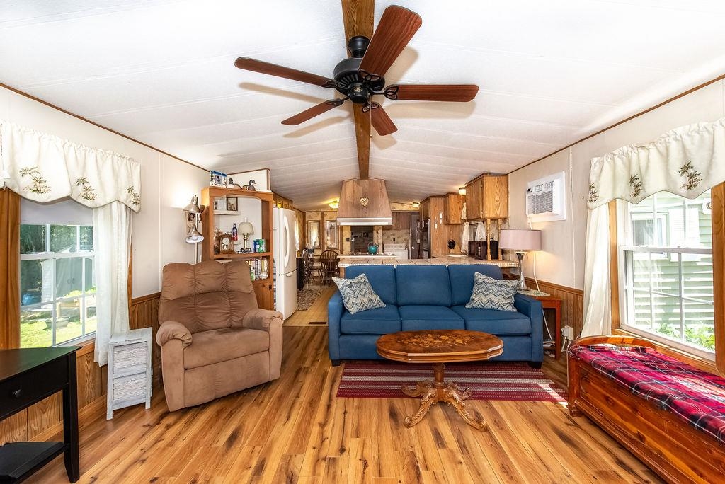 2 Hemlock Street Exeter, NH 03833 - Photo 4 of 30