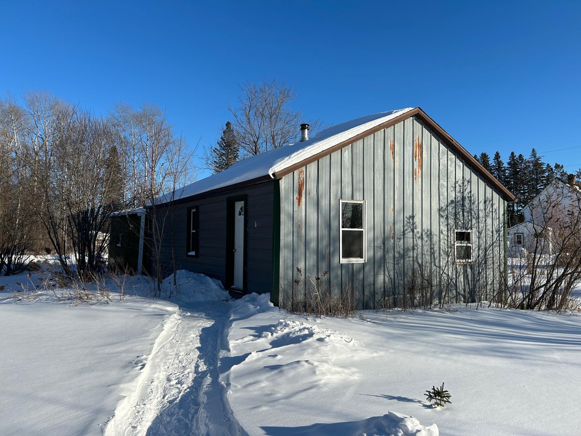 100 Northwest 1st Avenue Effie, MN 56639 - Photo 4 of 12