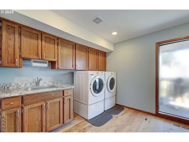 $850,000 | 1922 Northwest 112th Circle, Vancouver, WA 98685