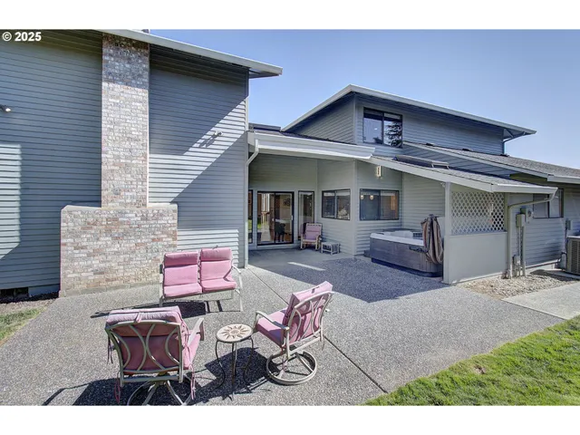 $850,000 | 1922 Northwest 112th Circle, Vancouver, WA 98685