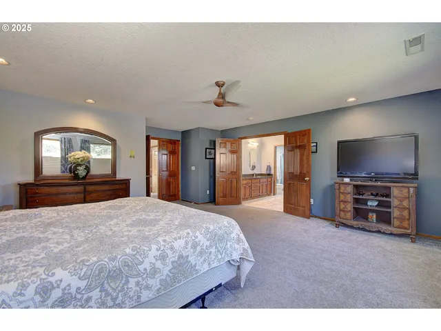 $850,000 | 1922 Northwest 112th Circle, Vancouver, WA 98685