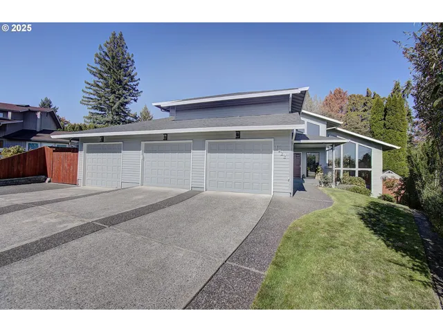 $850,000 | 1922 Northwest 112th Circle, Vancouver, WA 98685