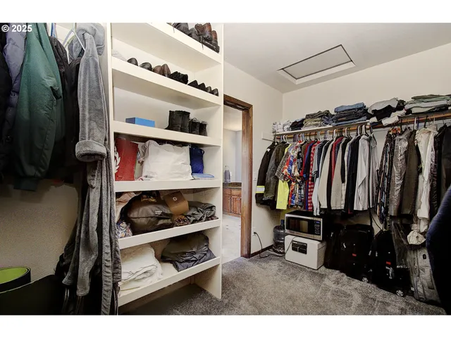 $850,000 | 1922 Northwest 112th Circle, Vancouver, WA 98685