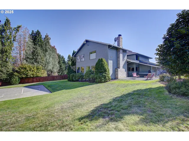 $850,000 | 1922 Northwest 112th Circle, Vancouver, WA 98685