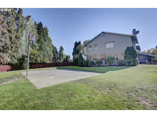 $850,000 | 1922 Northwest 112th Circle, Vancouver, WA 98685