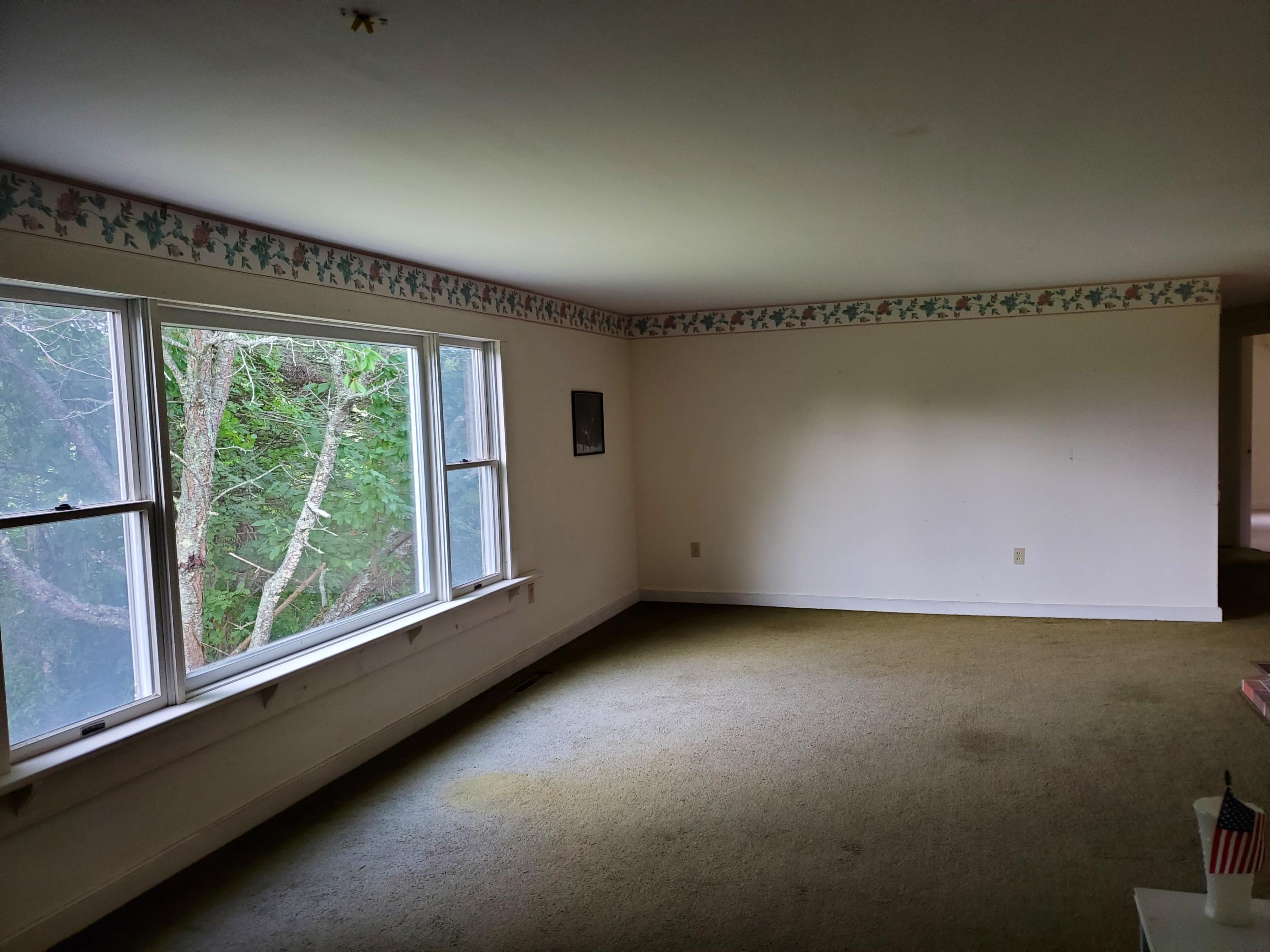 67 Waldoboro Road Jefferson, ME 04348 - Photo 7 of 20 OlstadLR2