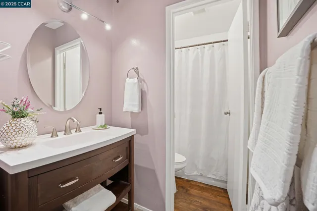 $360,000 | 1045 Mohr Lane, Unit B, Concord, CA 94518