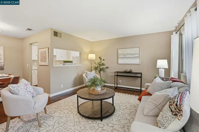 $360,000 | 1045 Mohr Lane, Unit B, Concord, CA 94518