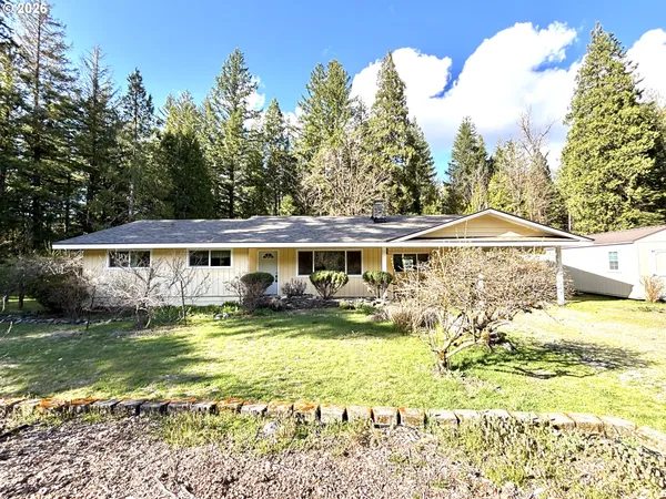 $485,000 | 55433 McKenzie Highway, Blue River, OR 97413