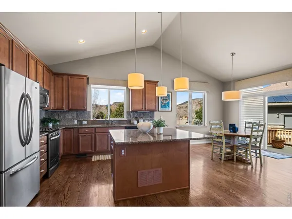 $929,000 | 400 Carter Drive, Lyons, CO 80540