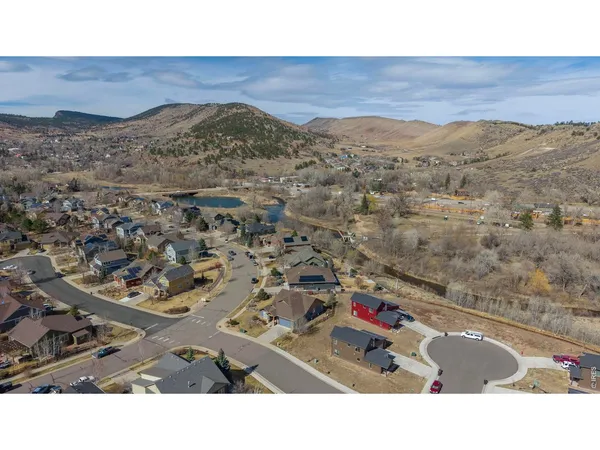 $929,000 | 400 Carter Drive, Lyons, CO 80540