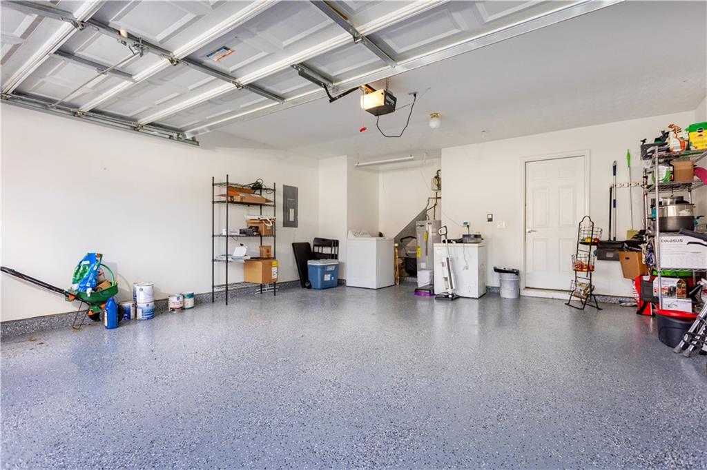 269 Silver Ridge Drive Dallas, GA 30157 - Photo 19 of 33 a view of a room with gym equipment