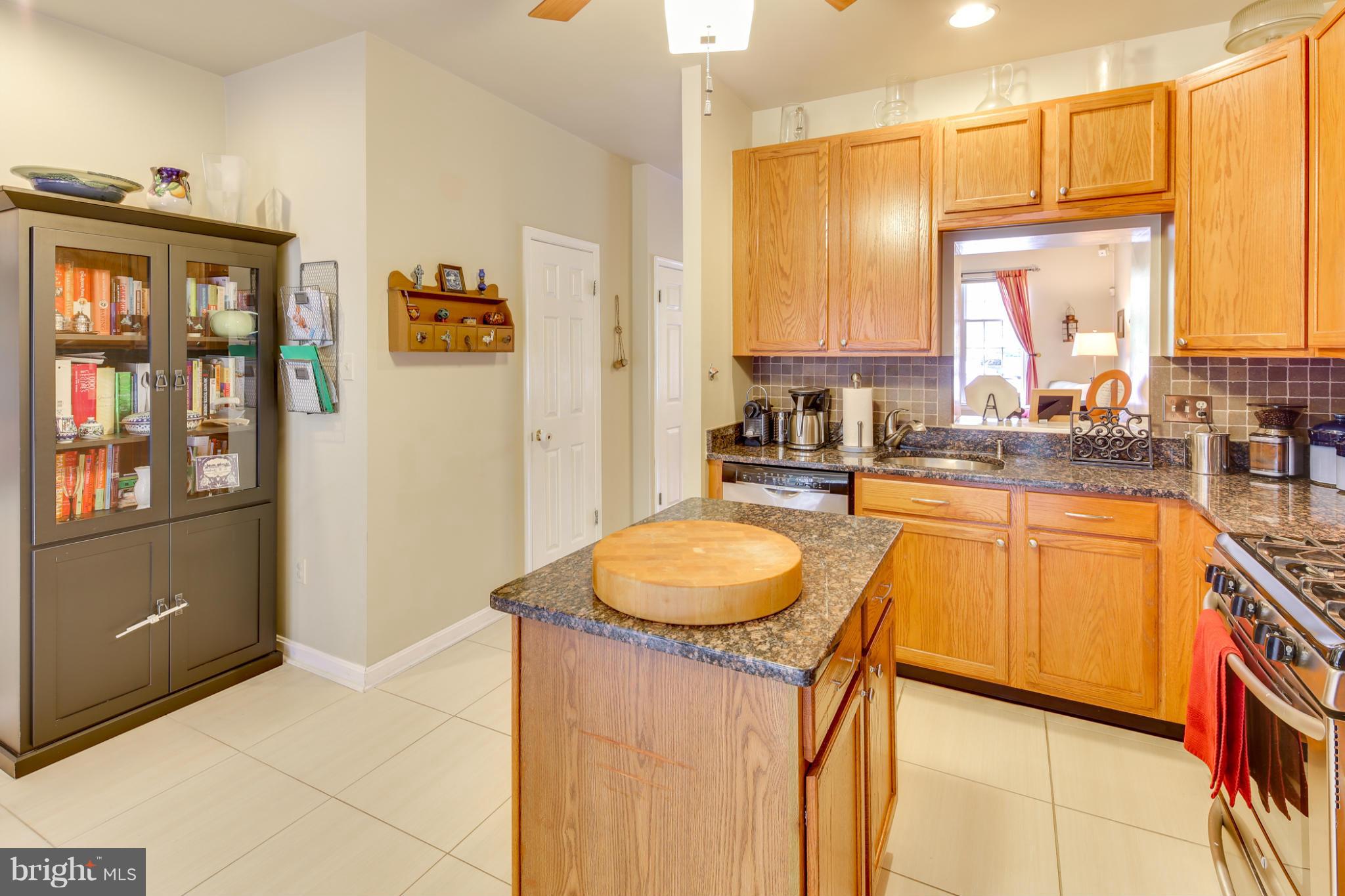 6383 Wind Rider Way Columbia, MD 21045 - Photo 4 of 30 Kitchen