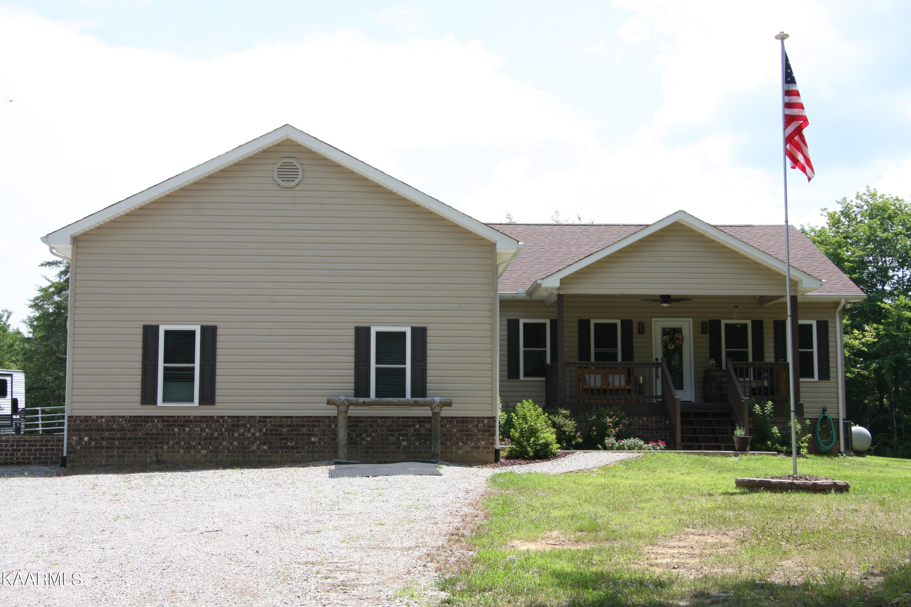 735 Bluebird Ridge Road Jamestown, TN 38556 - Photo 1 of 39 IMG_3972