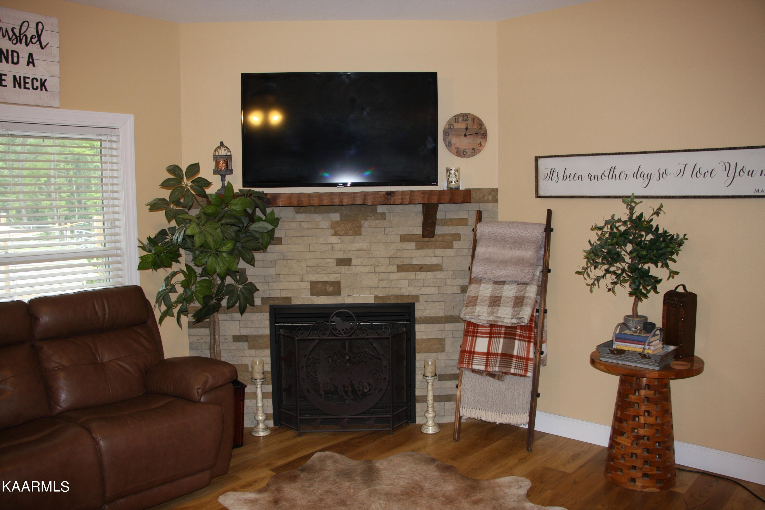 735 Bluebird Ridge Road Jamestown, TN 38556 - Photo 15 of 39 IMG_4017