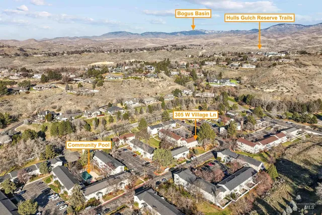 $329,000 | 305 Village Lane, Unit 305, Boise, ID 83702