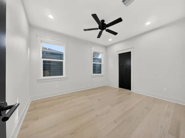 $2,950 | 5619 Chapman Street, Houston, TX 77009