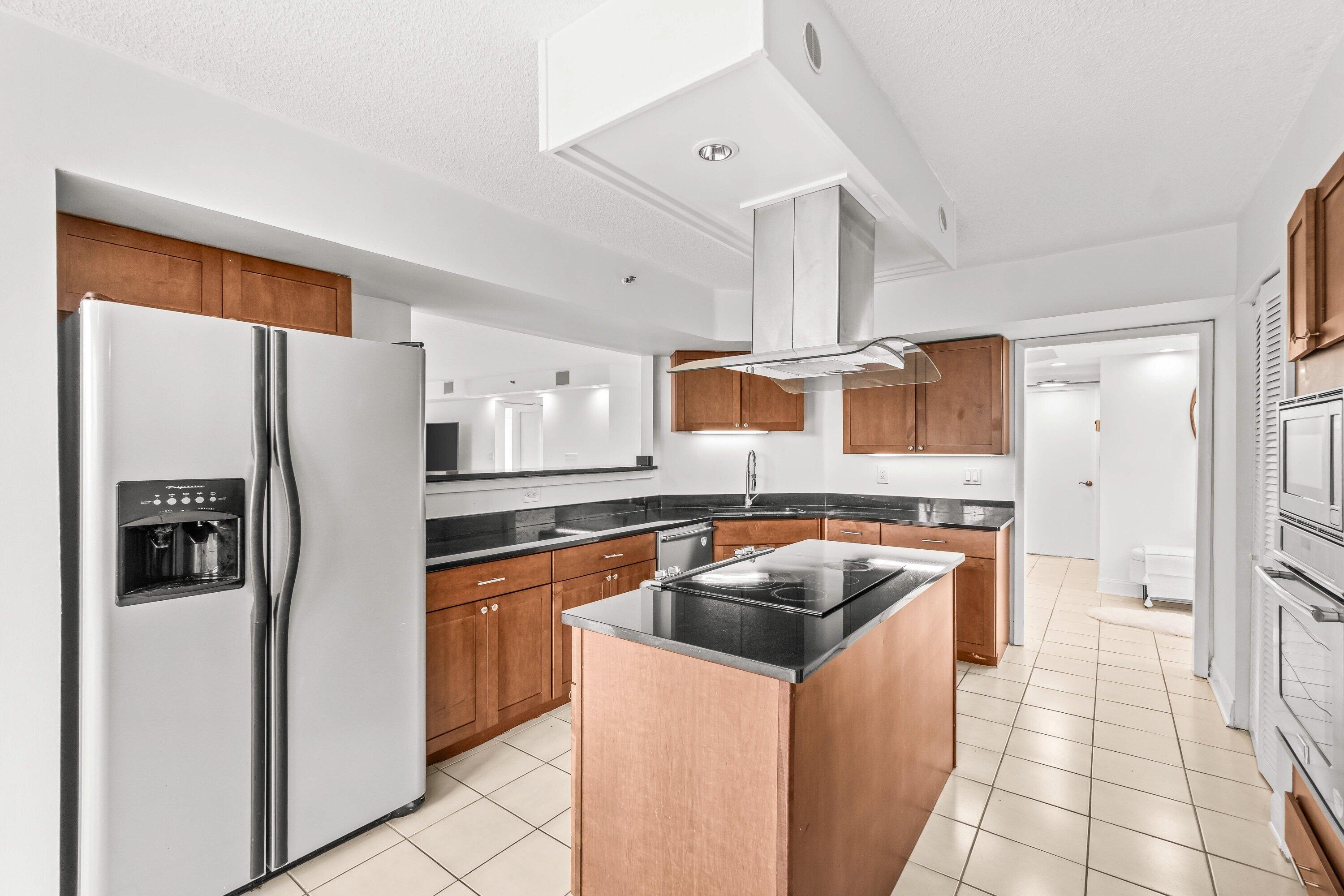 7201 Promenade Drive, Unit 302 Boca Raton, FL 33433 - Photo 12 of 44 006-7201PromenadeDrive-302-BocaRaton-FL-