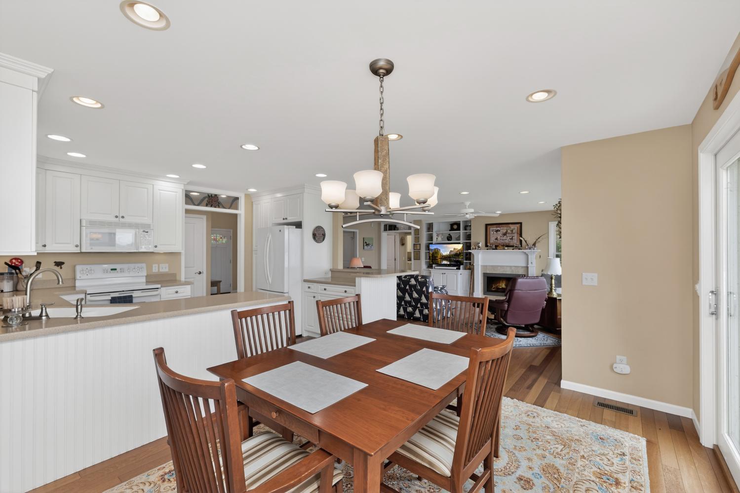 11094 Harbor Drive Three Rivers, MI 49093 - Photo 15 of 40 11094 Harbor Dr Three Rivers-large-015-0